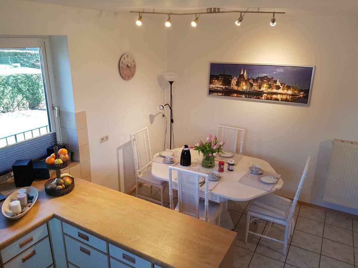Ferienhaus Ahlers プロンシュトルフ エクステリア 写真