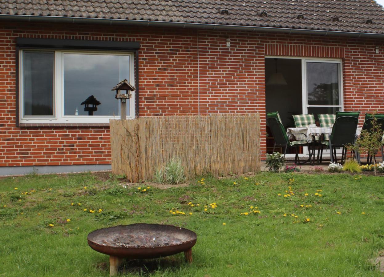 Ferienhaus Ahlers プロンシュトルフ エクステリア 写真